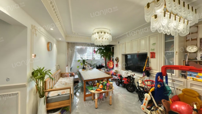 宝汇苑二手房实景图