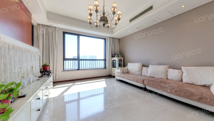 仁恒江湾城三期二手房实景图