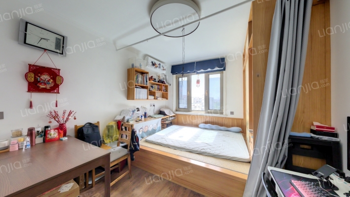 华巨公寓二手房实景图