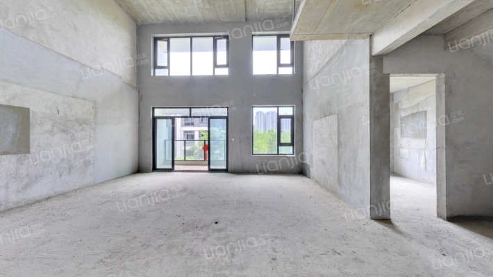 美的云樾二手房实景图