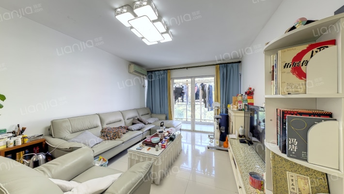 新世界鹿茵翠地二手房实景图