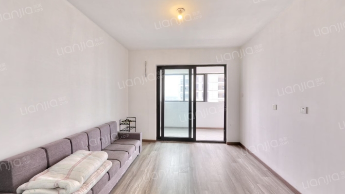 卓越华耀时代二手房实景图