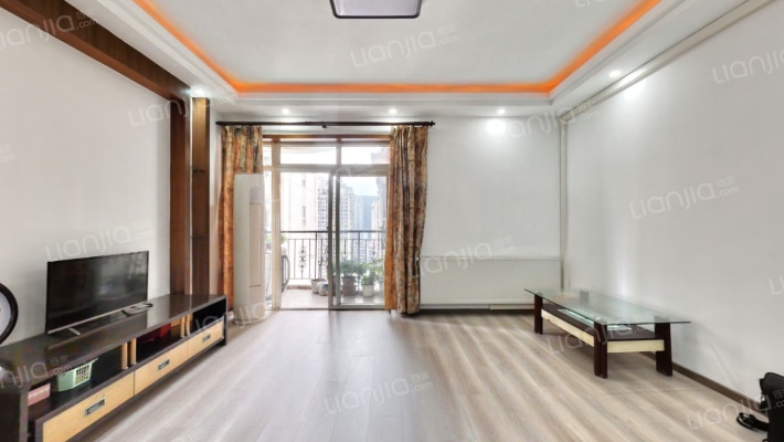 钻石年代二手房实景图