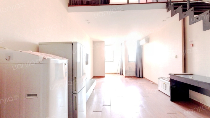 城市大厦二手房实景图