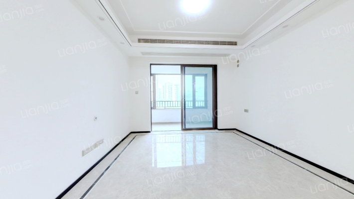 十里长江澜庭北区二手房实景图