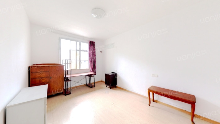 苜卫路27号二手房实景图