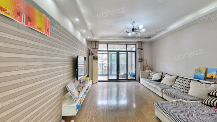 香格里居二手房实景图