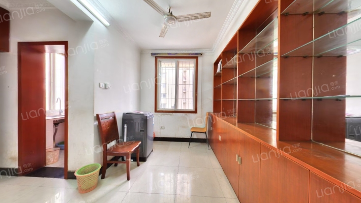 天华新村二手房实景图