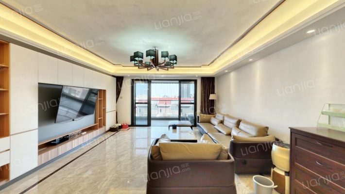 金凤尚品苑二手房实景图