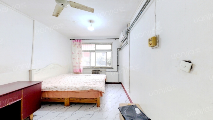 兴凯路109号院二手房实景图