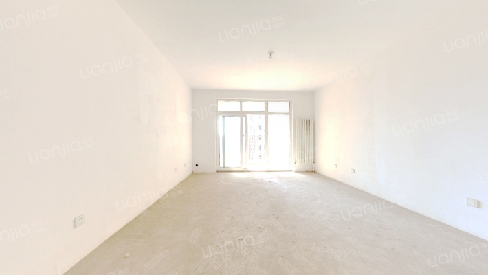 瑞贝卡和天下二手房实景图