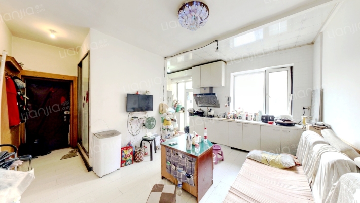 建河头道街二手房实景图