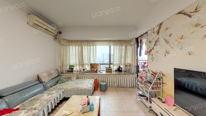 雅居乐新城岚晴湾畔二手房实景图