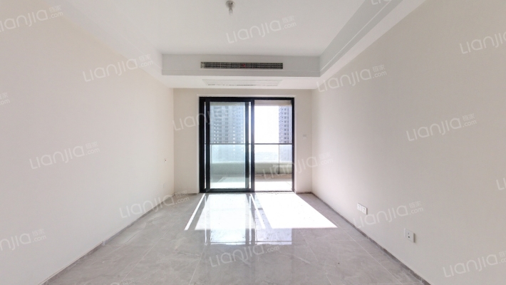 融创滨海度假城二手房实景图