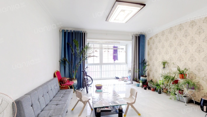 顺景国际小区二手房实景图