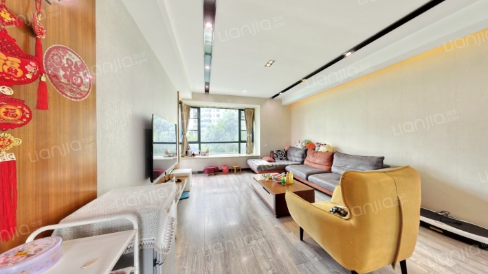 新世界恒大华府二手房实景图