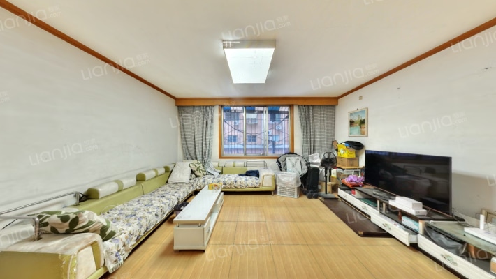 华建装饰公司宿舍二手房实景图