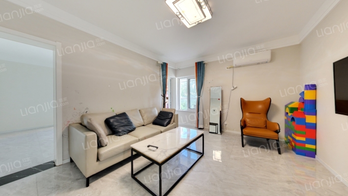 中冶爱彼岸二期二手房实景图