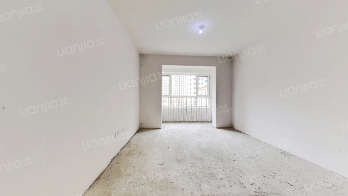 艾馨锦苑二手房实景图