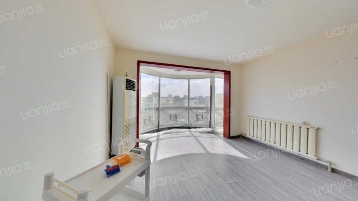 长春国际商务中心二手房实景图