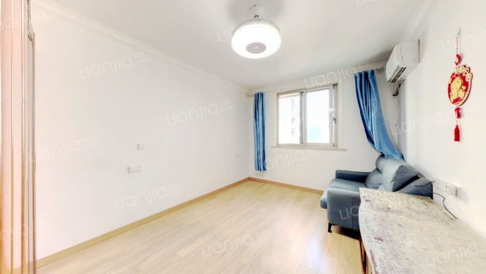 淞滨路150号二手房实景图