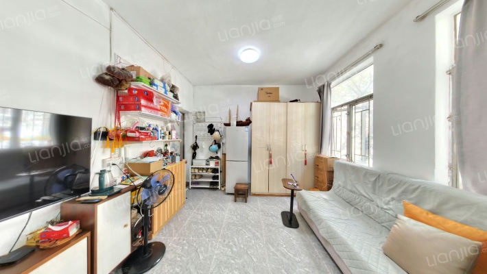 诗宁里小区二手房实景图