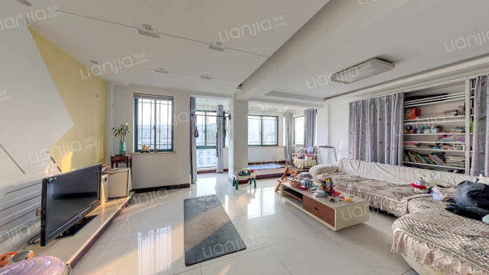 名都花苑东区二手房实景图