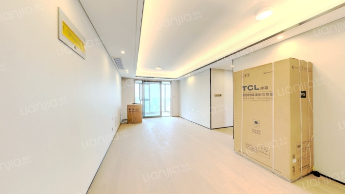 珑润华庭二手房实景图