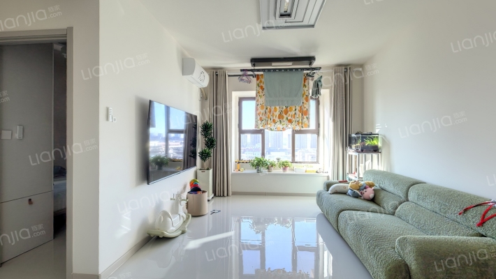 实地蔷薇国际二手房实景图