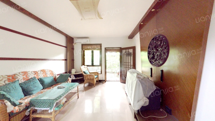 假日青城二手房实景图