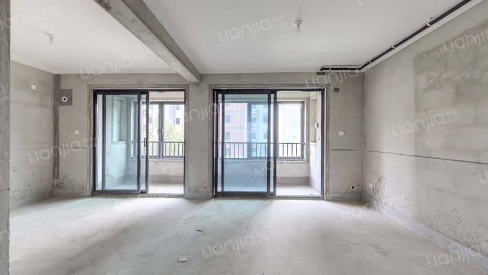 空港城2号地二手房实景图