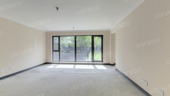 华发龙湖天曜二手房实景图