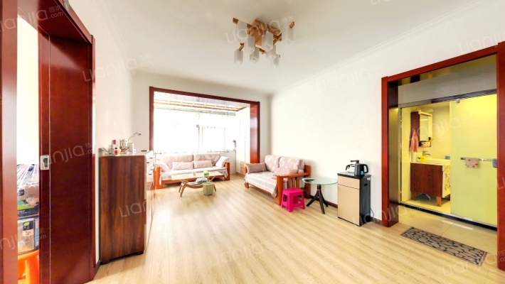 金星小区颐欣里二手房实景图