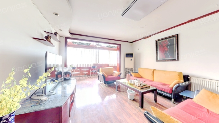 卫雅苑二手房实景图