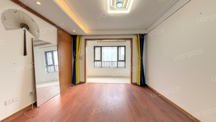 中新锦绣天地中苑三区二手房实景图