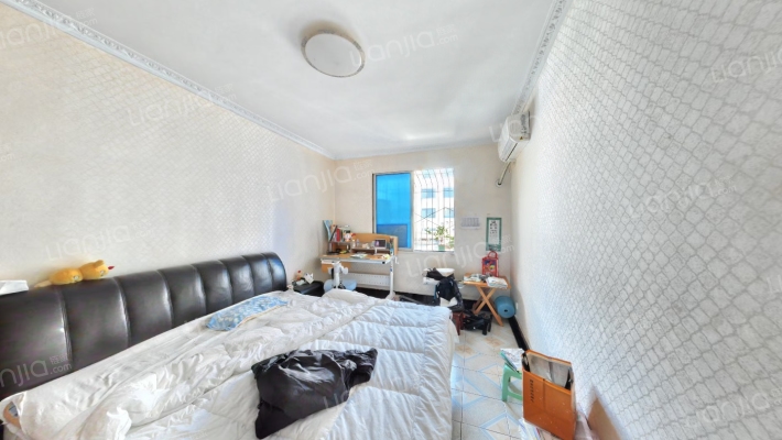 冻青树街70号二手房实景图