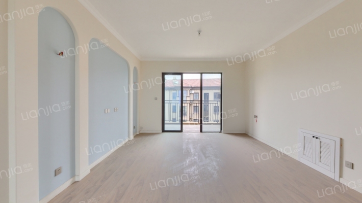 五云山小镇梧桐墅二手房实景图