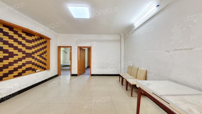 交警宿舍二手房实景图