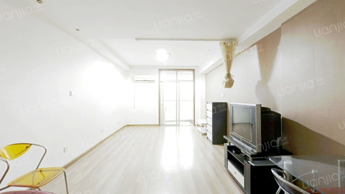 金凤凰公寓二手房实景图