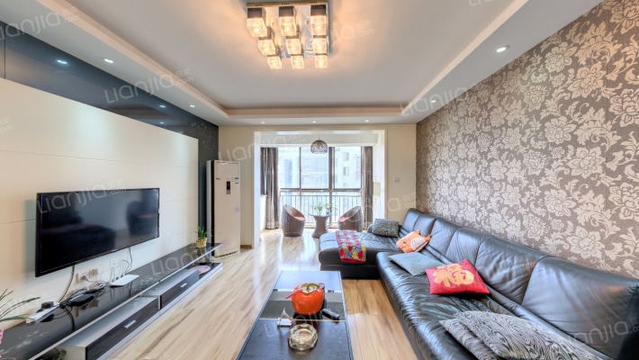 山语城一期二手房实景图