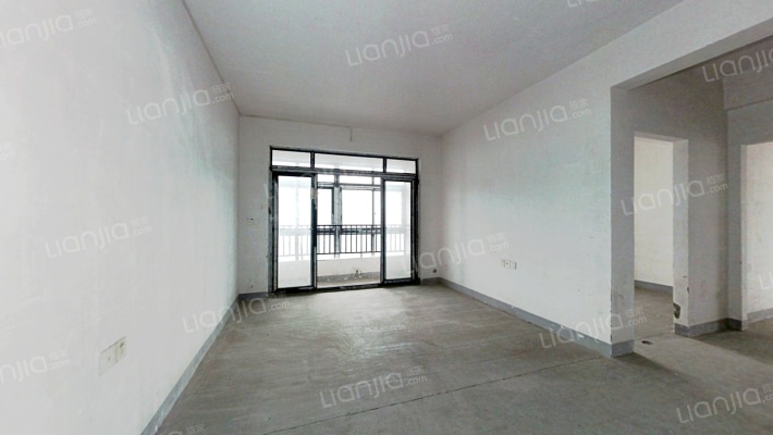 东海岸焦点二手房实景图