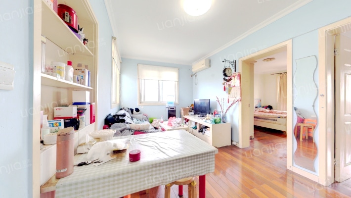 东二小区二手房实景图