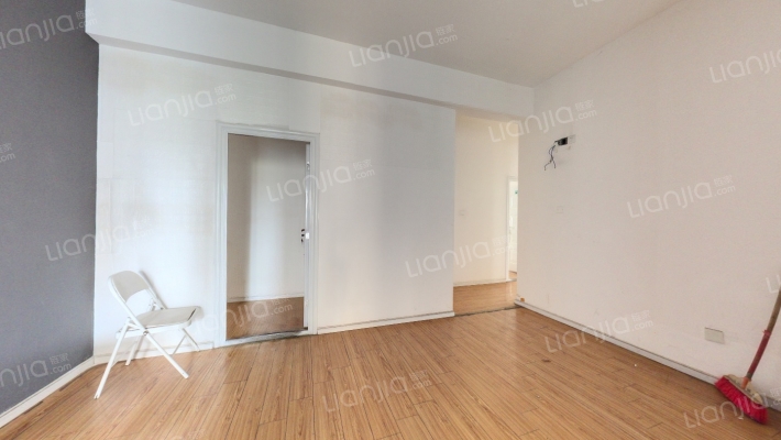 心怡中丝园二手房实景图