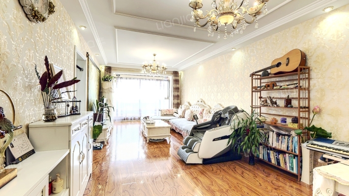 君悦广场钻石商圈 高品质社区 两室双卫-客厅