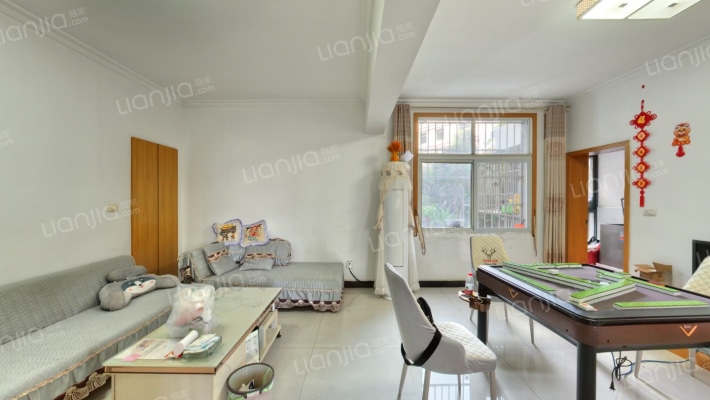 颐锦逸舍二手房实景图