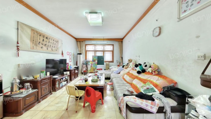 东方小区二手房实景图