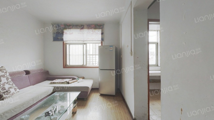 信用社家属院二手房实景图