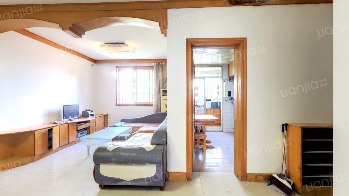 清源新村二手房实景图