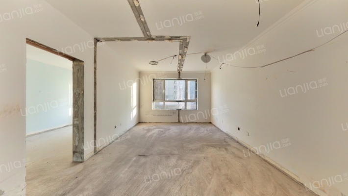 蓝色港湾四期二手房实景图