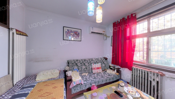 油漆厂院二手房实景图